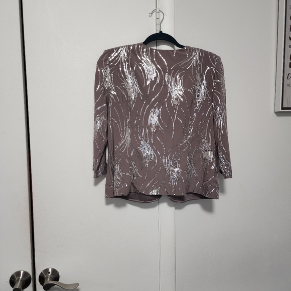 Beautiful Purple Dress Set - Picture 8 of 11